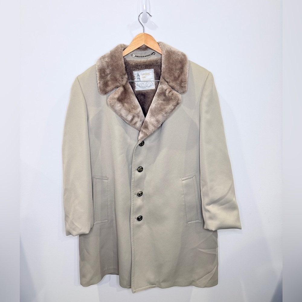 London Fog Faux Fur Collar Beige Button Closure Coat
